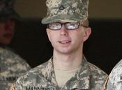 Bradley Manning, héros WikiLeaks, bientôt accusation encourt prison perpétuité