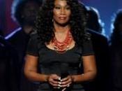 NAACP Awards chantent pour Whitney Houston.