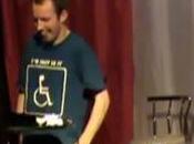 L’humoriste Ridley retrouve voix grâce l’iPad