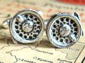 Chapeau plume boutons manchette