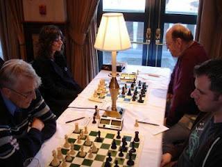 Echecs au Canada : Hikaru Nakamura à 5/5