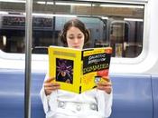 Lire dans métro tuer temps gens