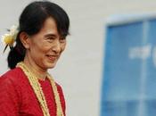 Selon souhait d'Aung Kyi, l'Union européenne suspend sanctions contre Birmanie