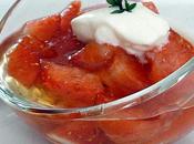 Nage fraises Pineau quenelle crème