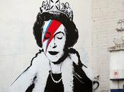 huffpoststyle: Diamond (Dogs) Jubilee: queen Ziggy...