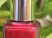 Rouge Perceval England comment mettre ongles.