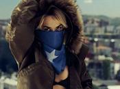 Rita Ora, brillante dans clip "Shine Light"