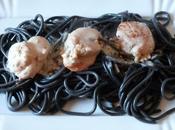 Spaghettis l'encre seiche Saint-Jacques Scalops cuttlefish spaghettis