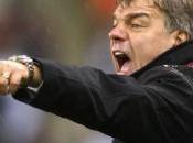 West Allardyce agacé