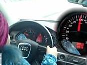 fillette russe conduit audi plus 100km/h. Video