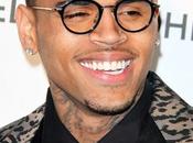 Chris Brown pète plombs pour