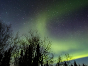 Timelapse Video aurores boréales dans ciel d’Alaska