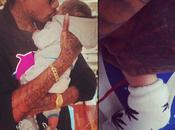 Critiques envers khalifa amber rose pour chaussettes-marijuana leur bebe