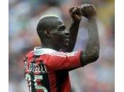 Abbiati Balotelli sauvent Milan Champions League très proche!