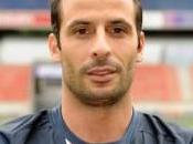 Mercato-Giuly Jouer 400eme match face