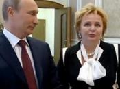 VIDEO. GLAMOUR Vladimir Poutine épouse Lyudmila annoncent leur divorce télé