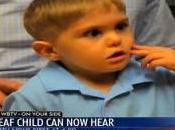 enfant sourd entend pour première fois