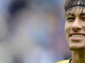 Neymar reste cool avec futurs coéquipiers Barcelone