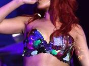 Rihanna completement bourree karaoke (video)