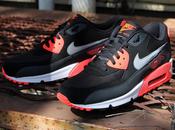 Nike Essential Black Infrared