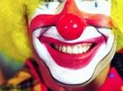 grands médias amuseurs publics