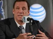 Flip Saunders confie l'effectif Wolves