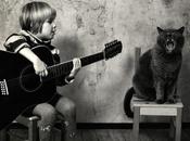 Photographies Friendship between girl cat, Andy Prokh