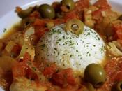 Filet colin, tomates olives mont