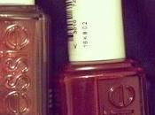 ongles Sable Collar [Essie]