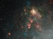 centre tentaculaire nébuleuse Tarentule dépeint Hubble