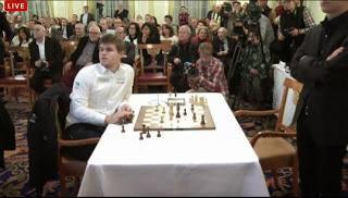 Echecs : Carlsen bat Anand en 21 coups