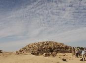 pyramide degré vieille 4600 mise jour Egypte Edfou