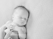 Louis séance photo nouveau-né photographe bébé lille