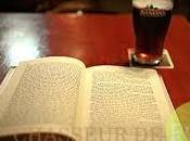 Boire lire, c’est enfin compatible