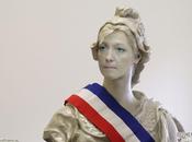 360ème semaine politique: Marine Pen, maire village France