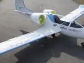 avion électrique dans ciel Bordeaux