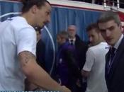 Zlatan s’en prend journaliste bousculé fils!