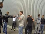 Caméra cachée enterrement garçon tourne