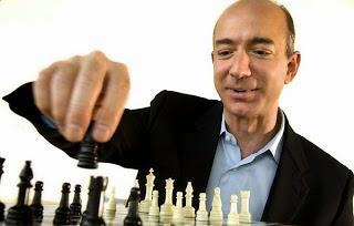 Jeff Bezos, stratège aux échecs