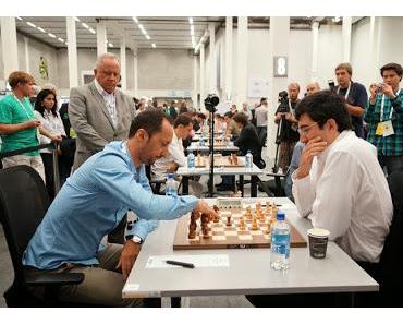 Olympiade d'échecs : Kramnik corrige Topalov