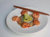 Crevettes panées coco-sésame, sauce mangue vermicelles mangue-soja