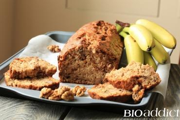 Cake bio à la banane et aux noix