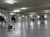 course drone dans parking souterrain