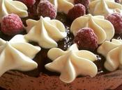 Gâteau mousse chocolat, framboises