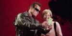 Terminator, Arnold Schwarzenegger effraie passants