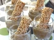 Caviar d'aubergine breadsticks yogurt grec graines