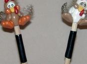 crayon avec p'tite poule porcelaine froide