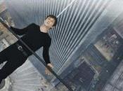 Walk Rêver plus haut Joseph Gordon-Levitt suspendu au-dessus vide