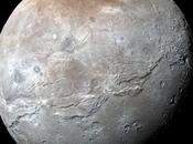 Horizons dévoile monde cabossé Charon