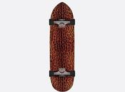 Skater surfer avec board Saint Laurent